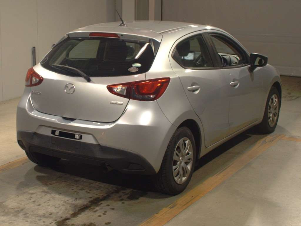 2017 Mazda Demio DJ3FS[1]