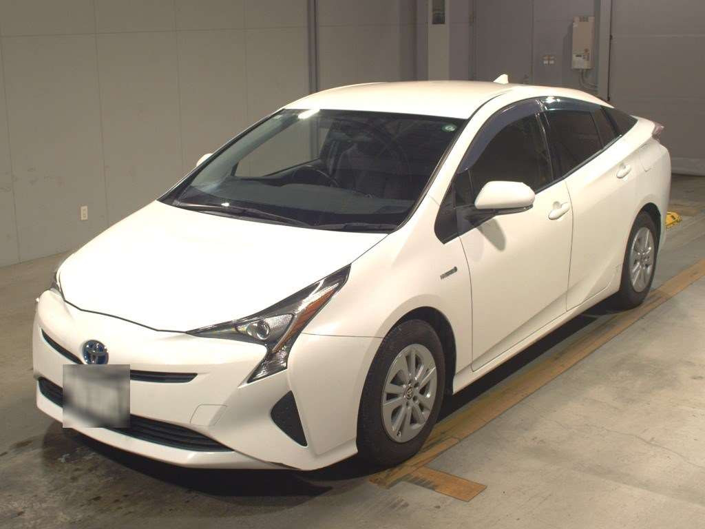 2017 Toyota Prius ZVW50[0]