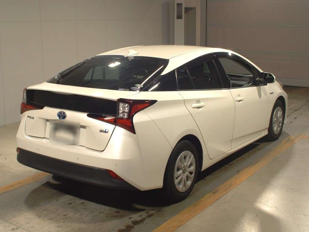 2019 Toyota Prius ZVW51[1]