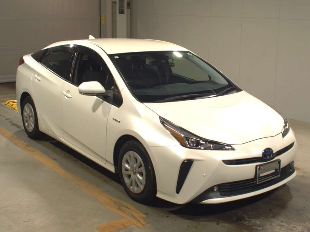 2019 Toyota Prius ZVW51[2]