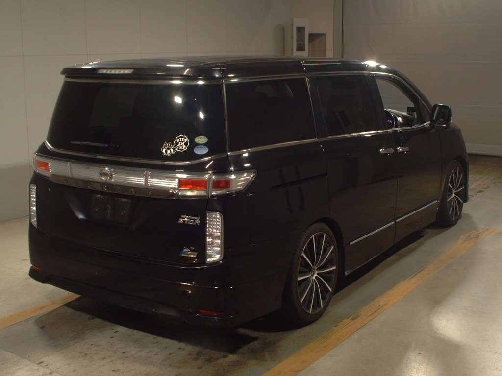 2011 Nissan Elgrand TE52[1]