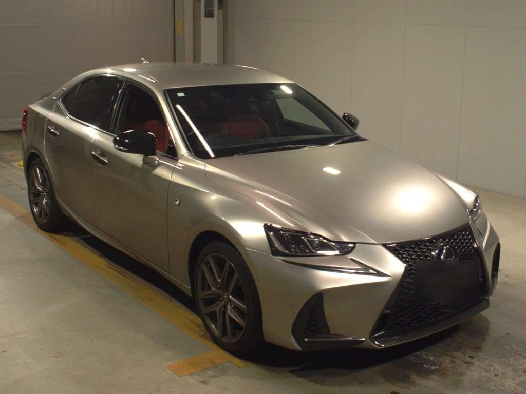 2017 Lexus IS AVE30[2]