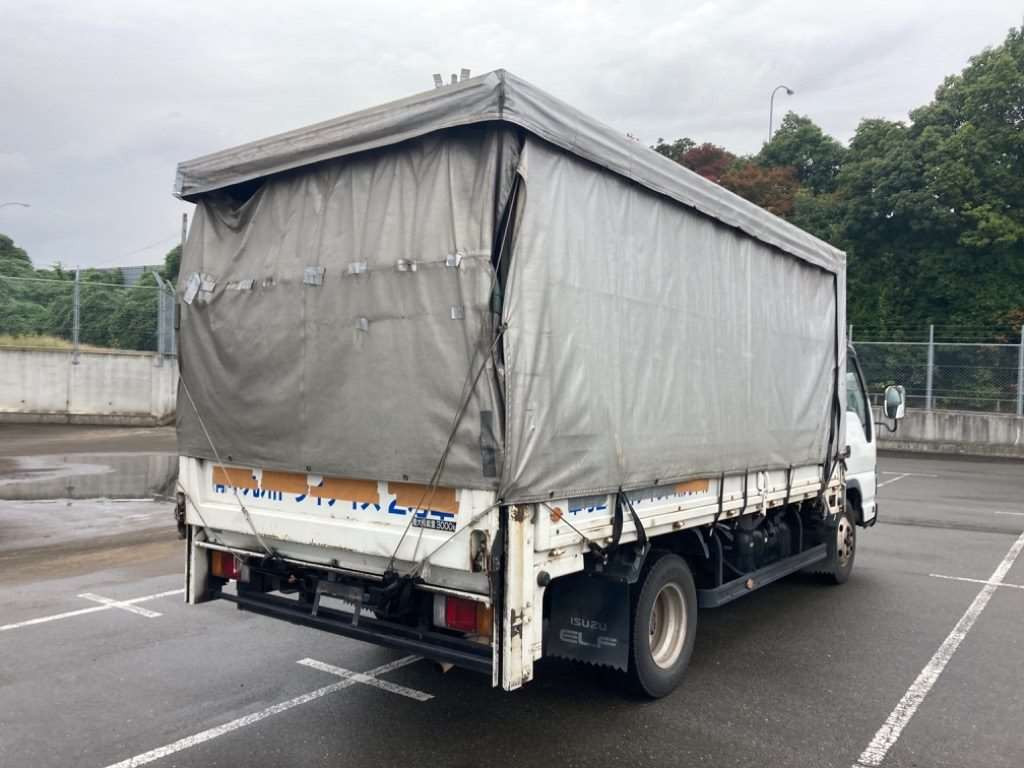 2005 Isuzu Elf Truck NPR81AR[1]