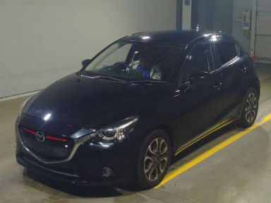 2016 Mazda Demio