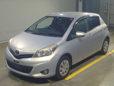 2013 Toyota Vitz