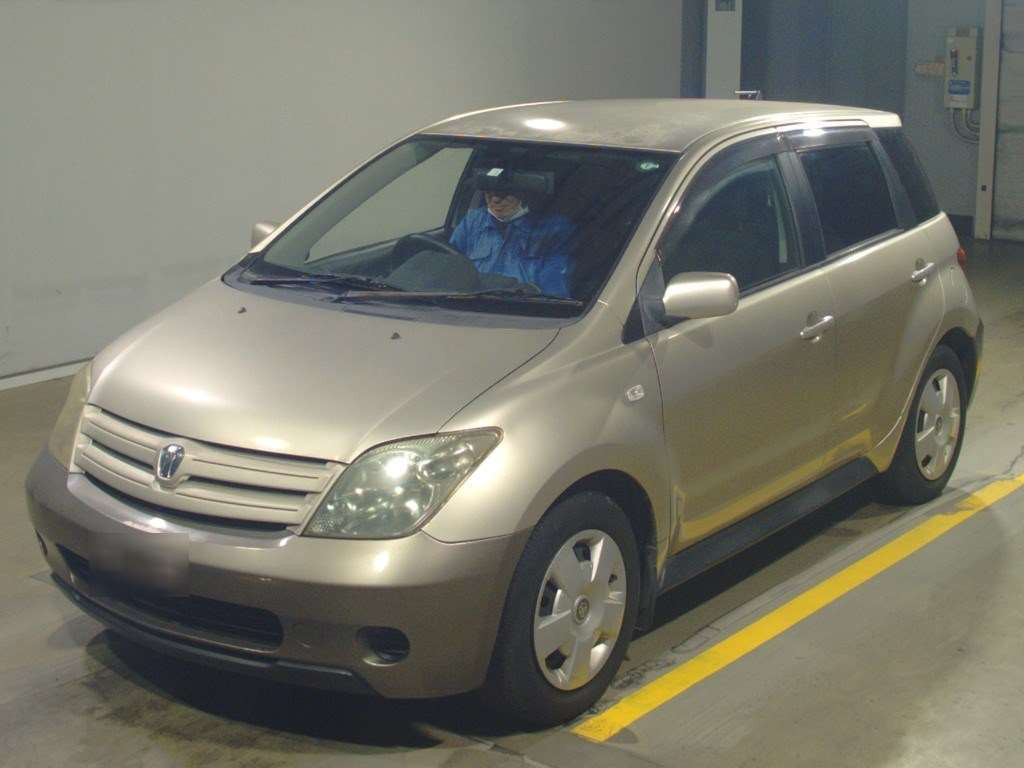 2003 Toyota IST NCP60[0]