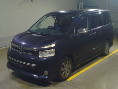 2010 Toyota Voxy