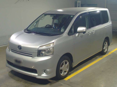 2009 Toyota Voxy