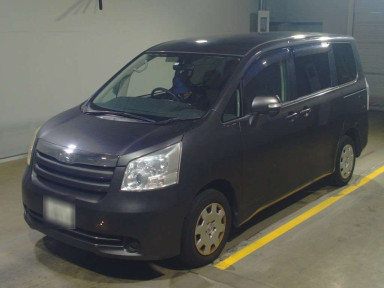 2008 Toyota Noah