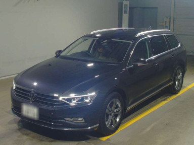 2023 Volkswagen Passat Variant