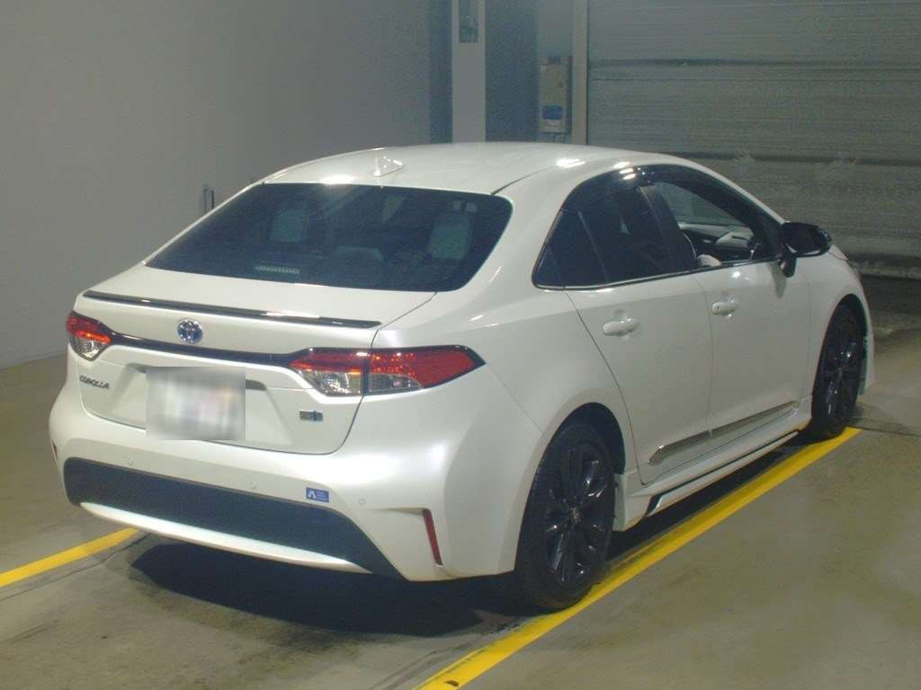 2021 Toyota Corolla Sedan ZWE211[1]