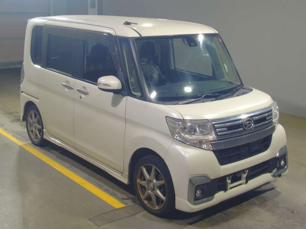 2016 Daihatsu Tanto Custom LA610S[2]