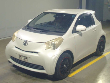 2009 Toyota iQ