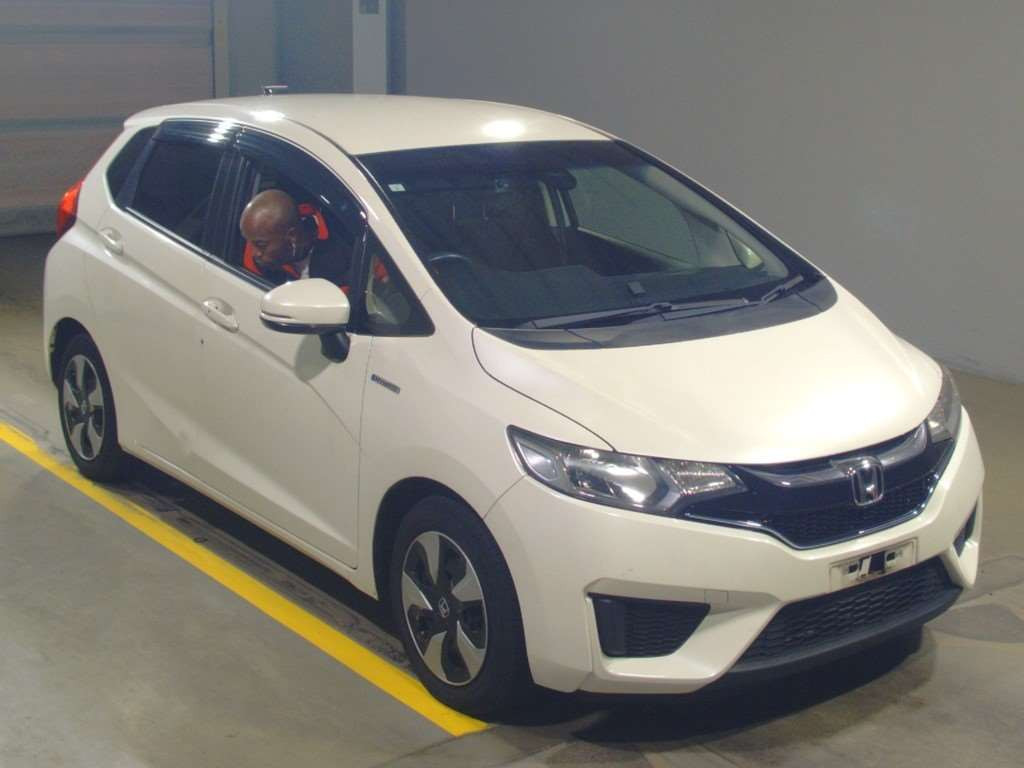 2017 Honda Fit Hybrid GP5[2]