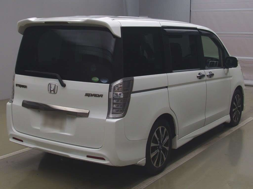 2013 Honda Step WGN Spada RK5[1]