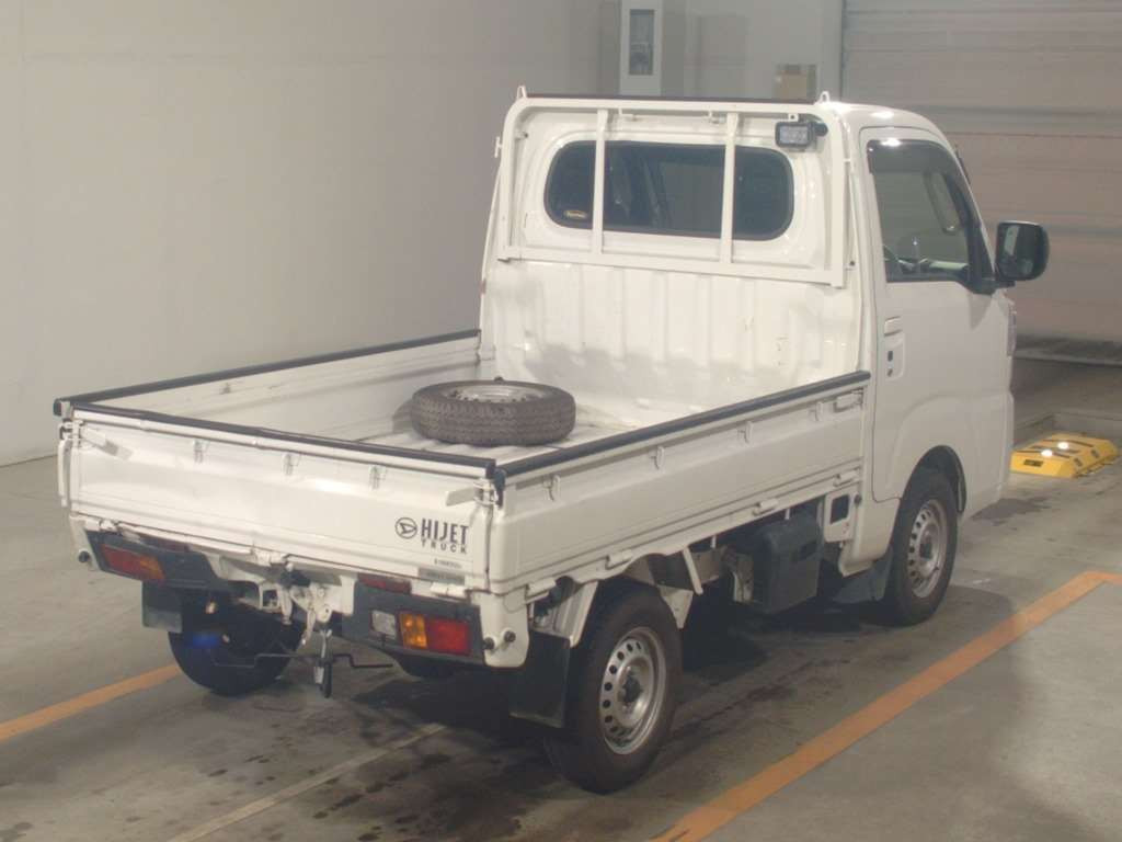 2022 Daihatsu Hijet Truck S510P[1]