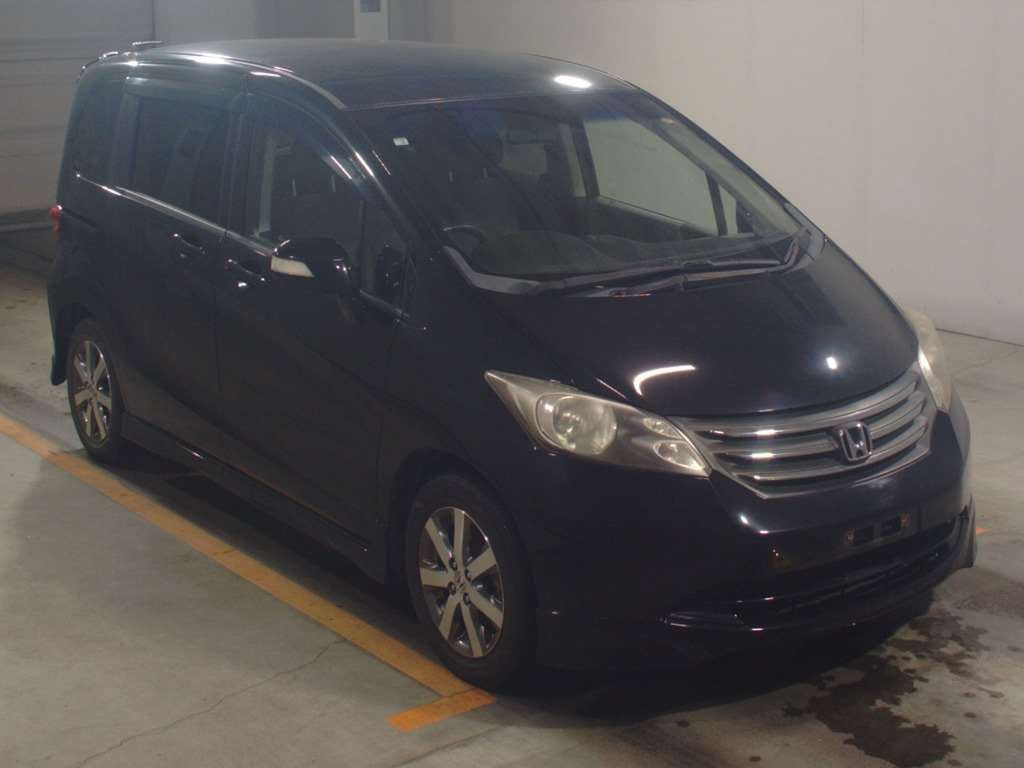 2010 Honda Freed GB3[2]