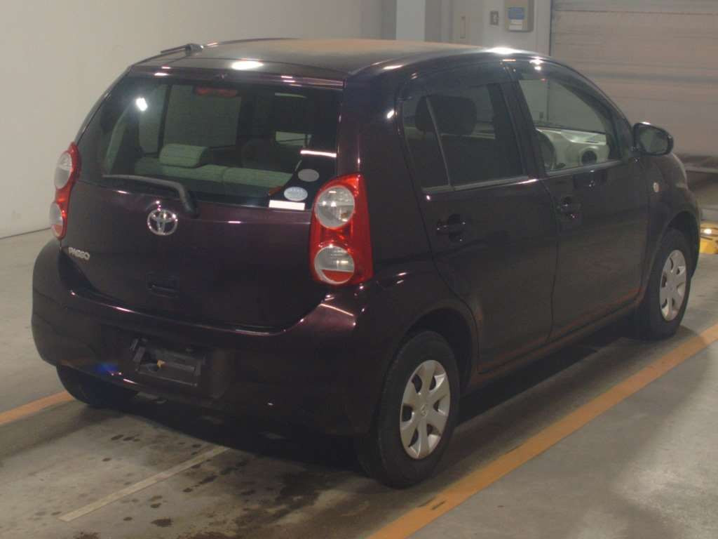 2010 Toyota Passo KGC30[1]