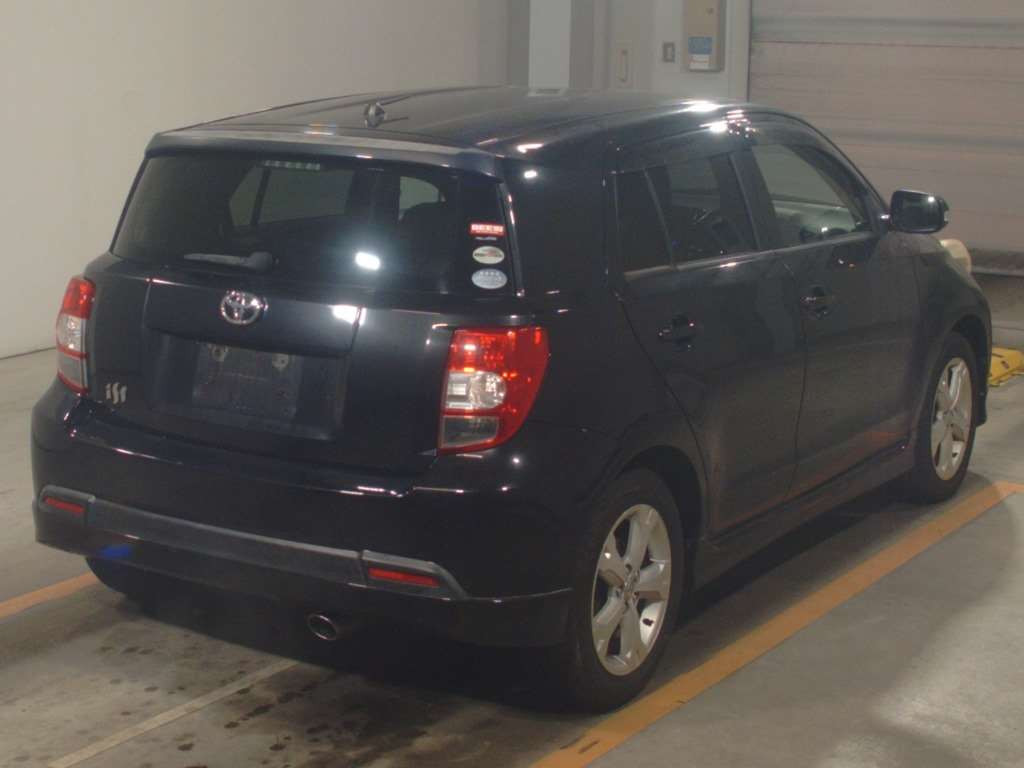 2009 Toyota IST NCP110[1]