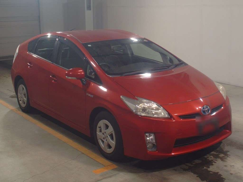 2010 Toyota Prius ZVW30[2]