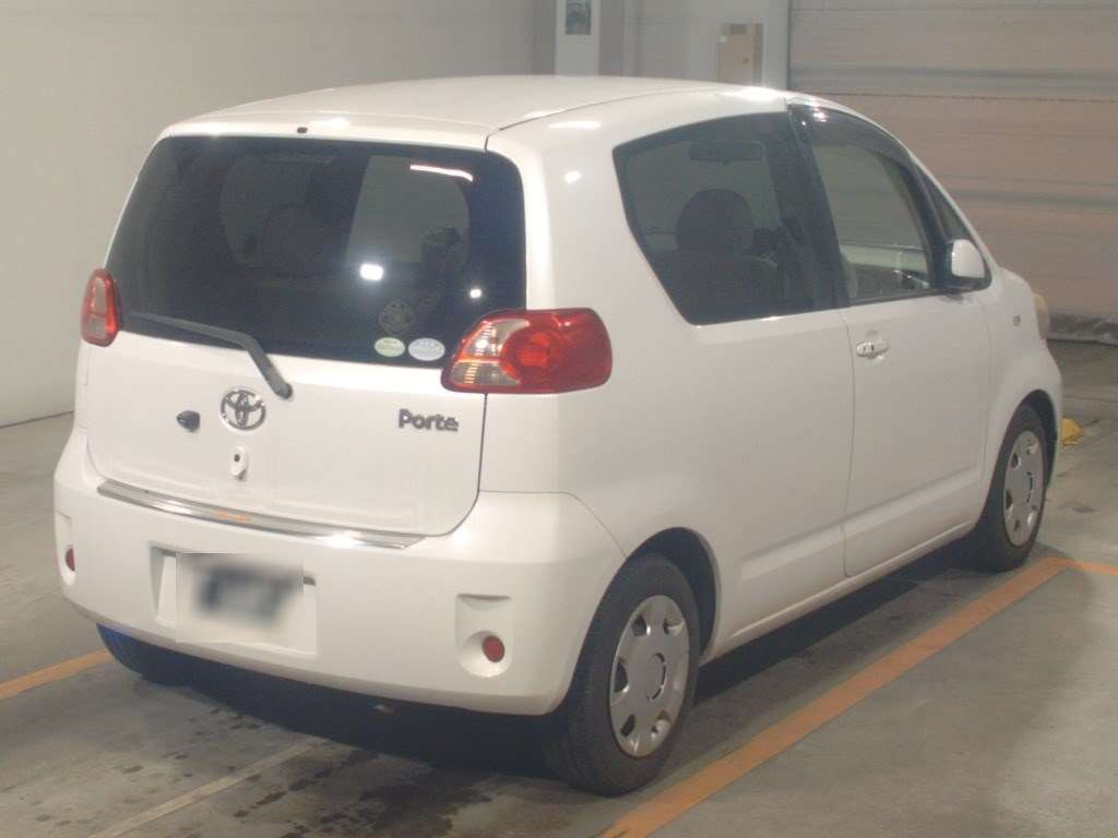 2006 Toyota Porte NNP11[1]