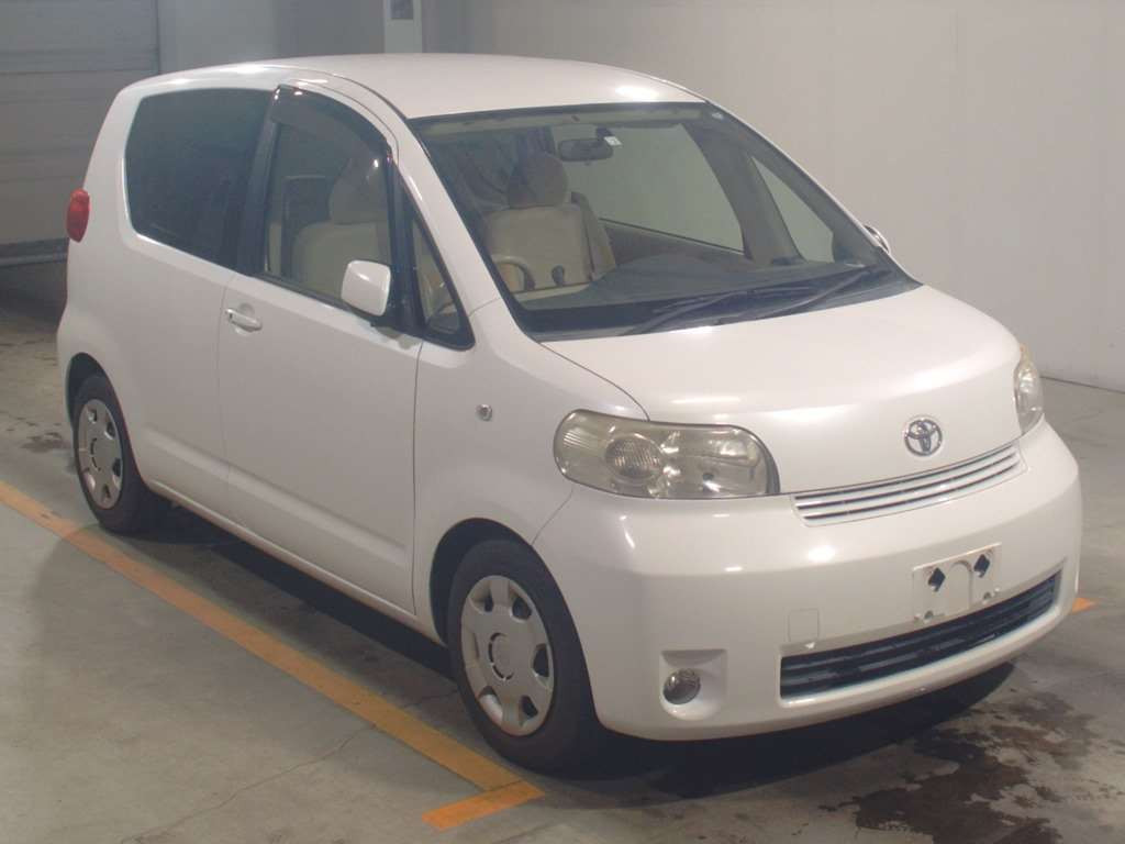 2006 Toyota Porte NNP11[2]