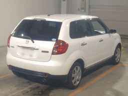 2005 Mazda Verisa