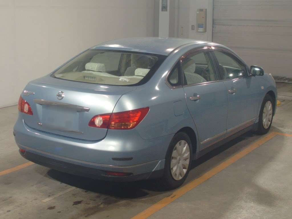 2008 Nissan Bluebird Sylphy G11[1]