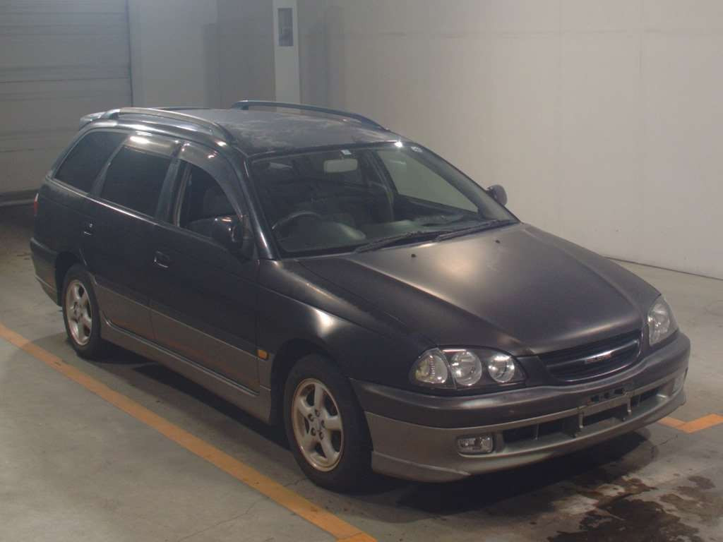 1999 Toyota Caldina ST210G[2]