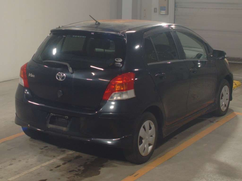 2007 Toyota Vitz SCP90[1]