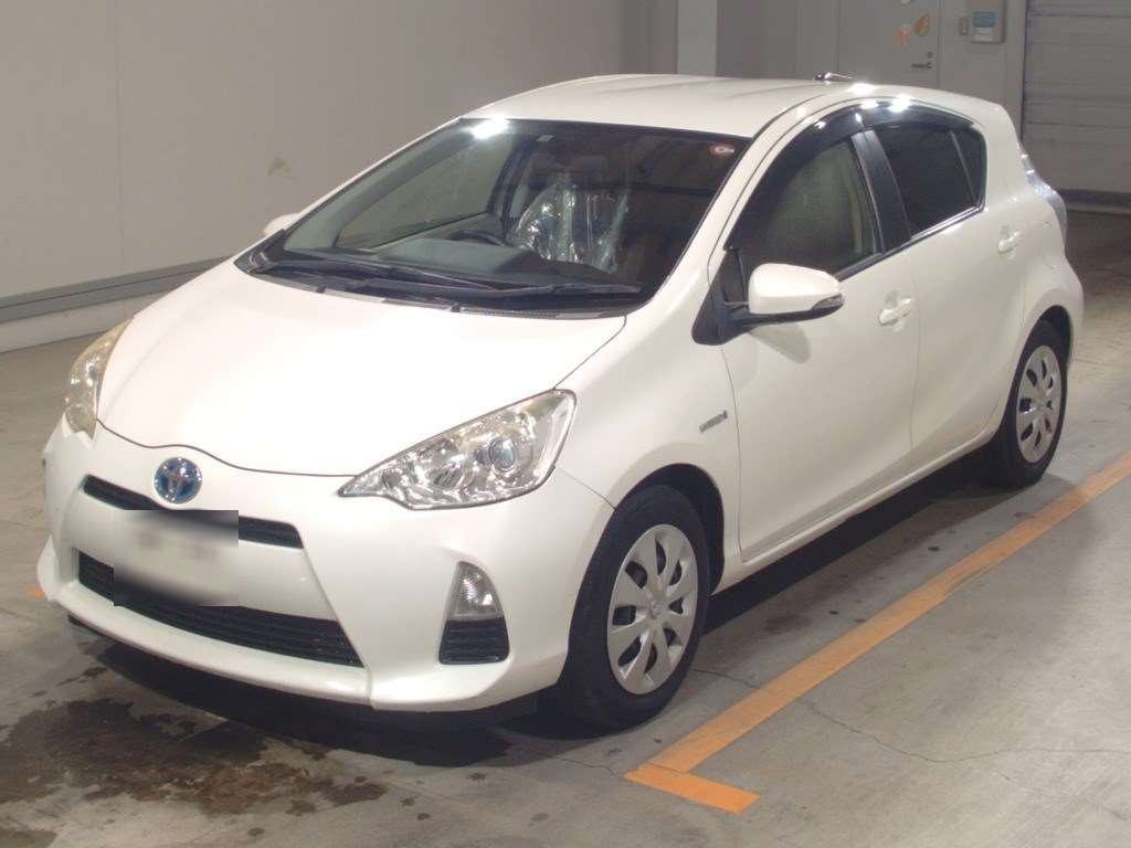 2014 Toyota Aqua NHP10[0]