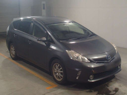 2013 Toyota Prius alpha