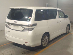 2013 Toyota Vellfire