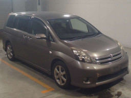 2010 Toyota Isis