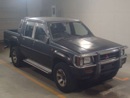 1991 Mitsubishi Strada