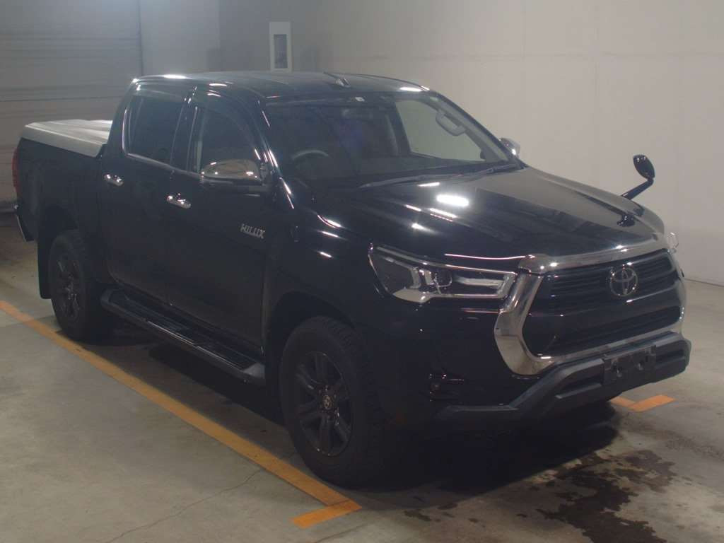 2021 Toyota Hilux GUN125[2]