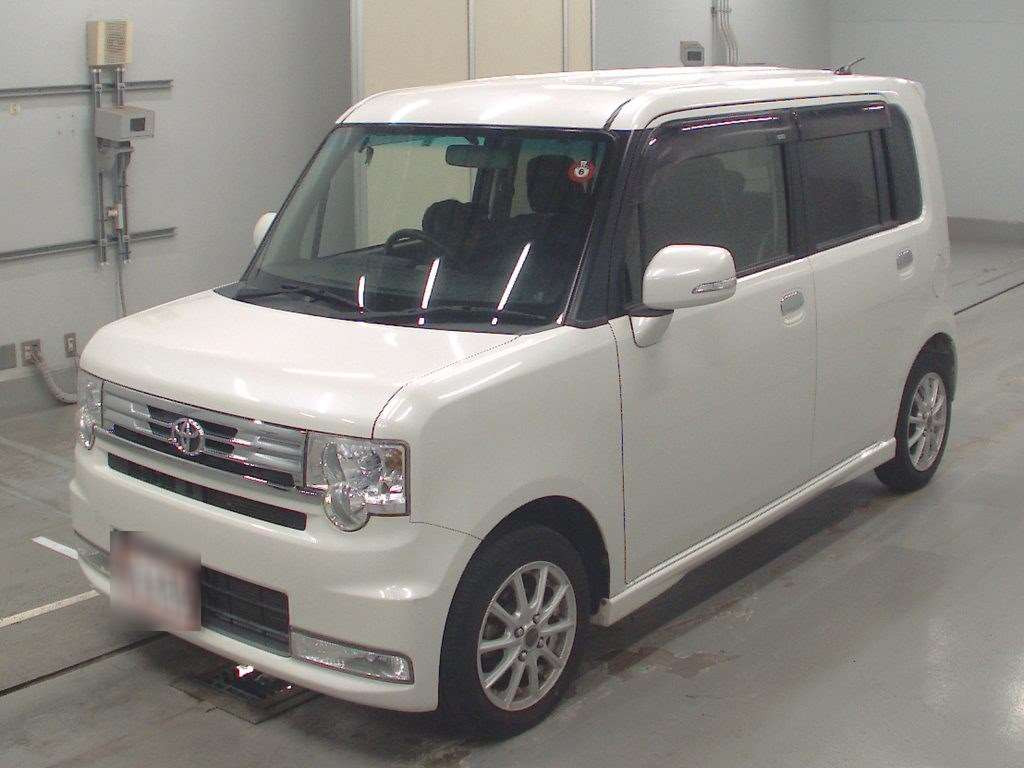 2015 Toyota Pixis Space L575A[0]