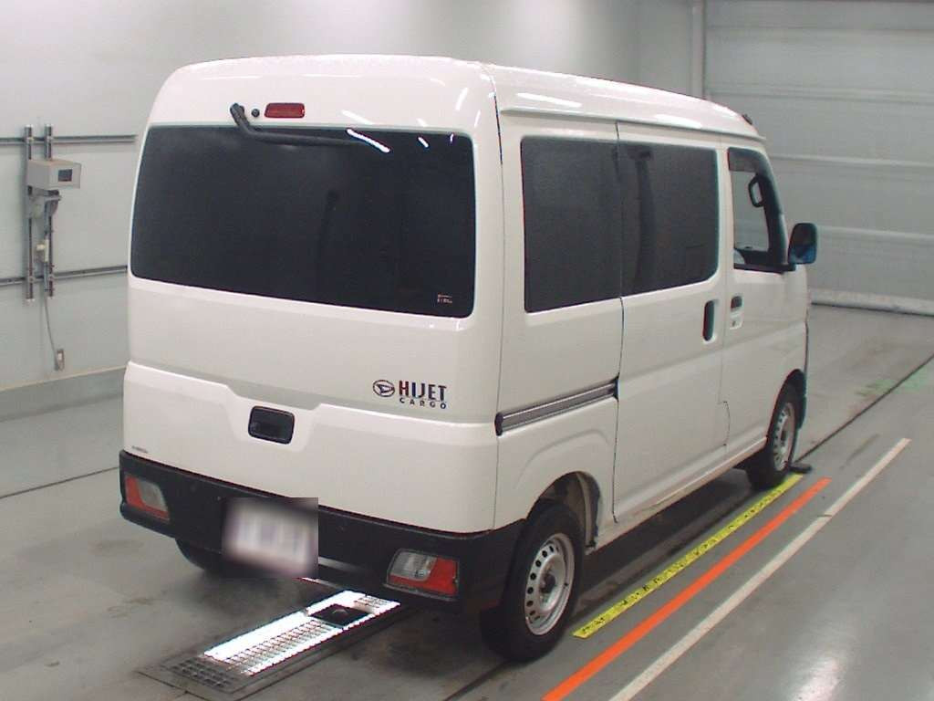 2022 Daihatsu Hijet Cargo S710V[1]