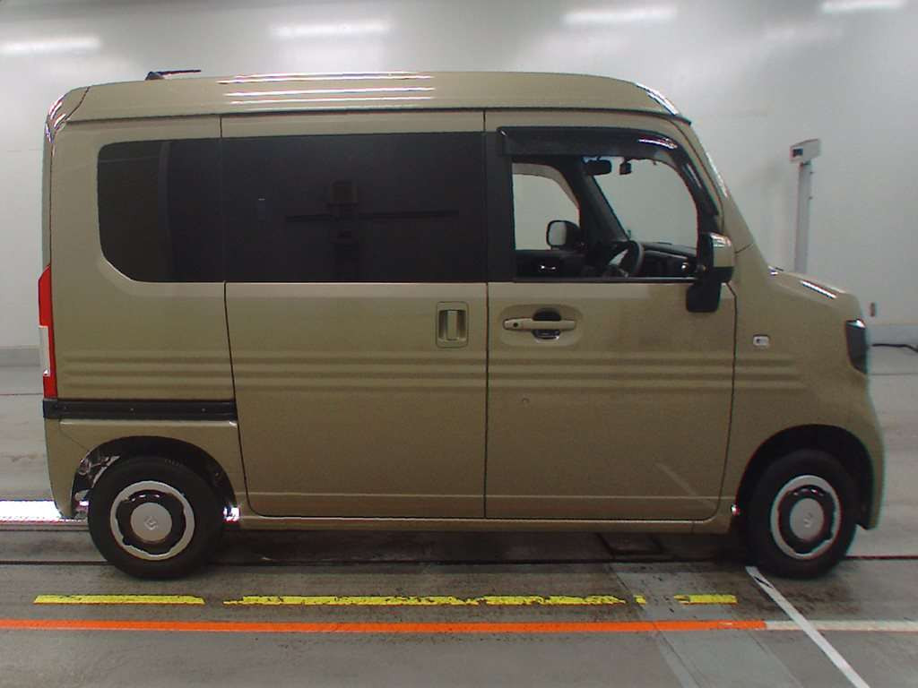 2020 Honda N-Van+Style JJ1[2]