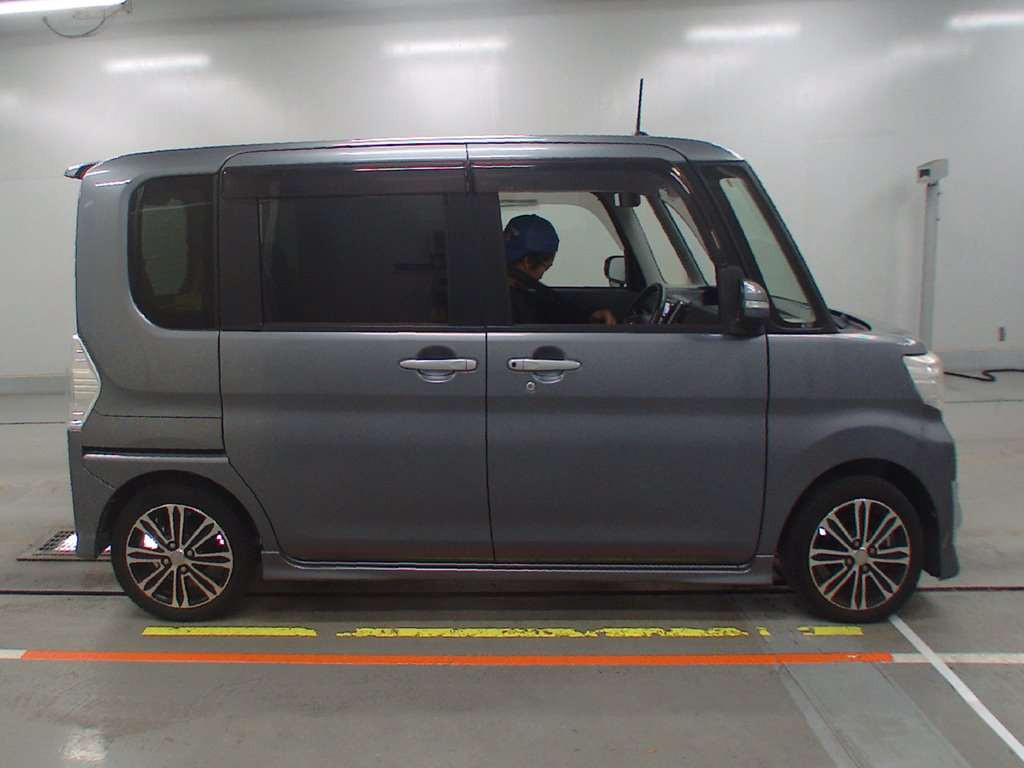 2014 Daihatsu Tanto LA610S[2]