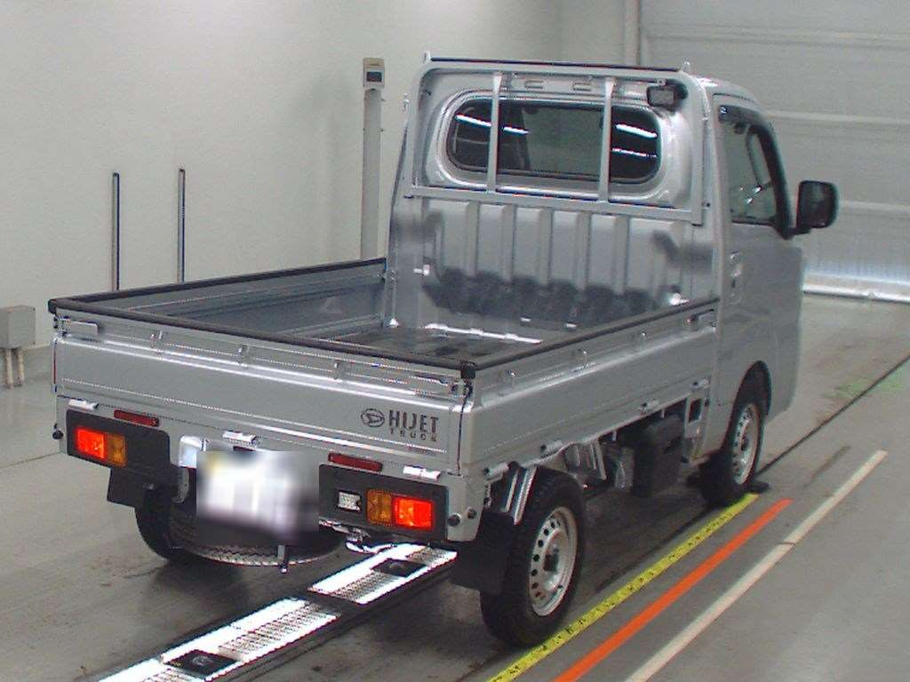 2024 Daihatsu Hijet Truck S500P[1]