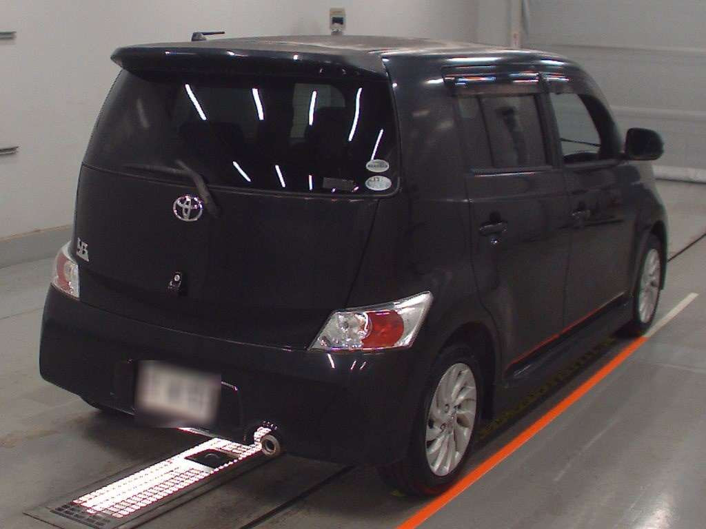 2009 Toyota bB QNC20[1]