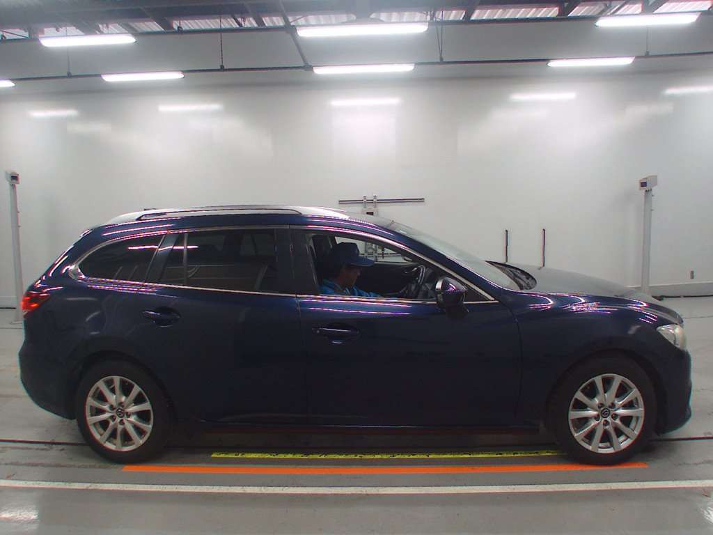 2013 Mazda Atenza Wagon GJ2FW[2]