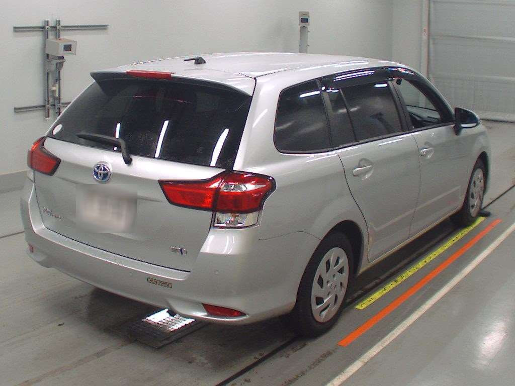 2022 Toyota Corolla Fielder NKE165G[1]