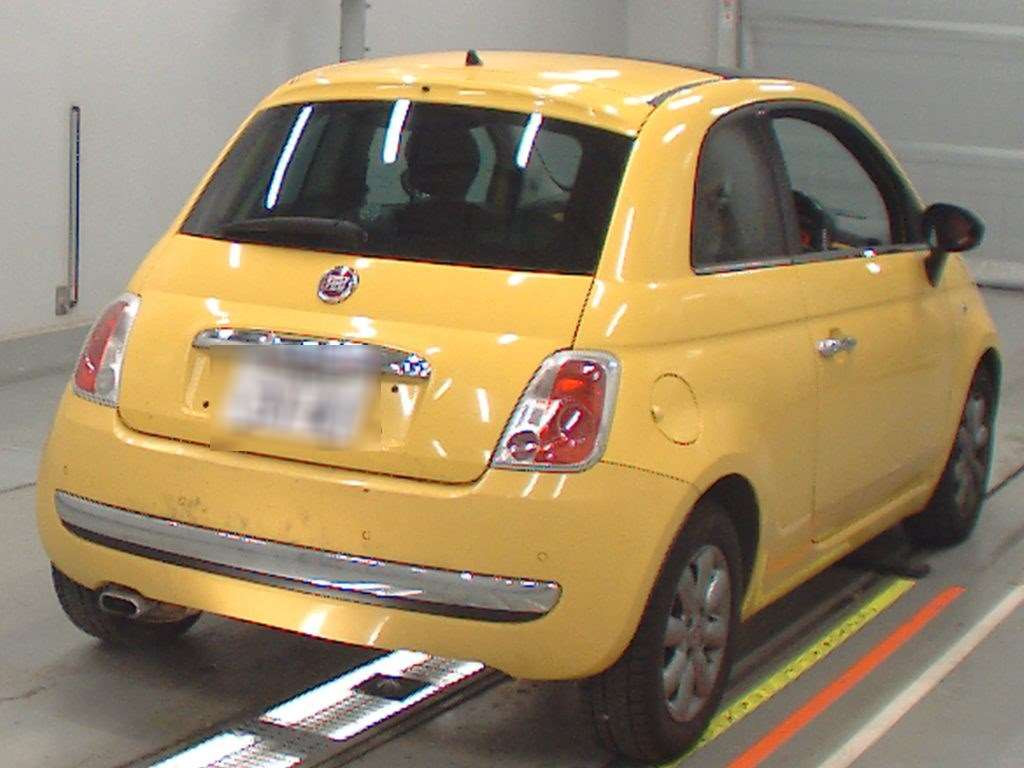 2009 Fiat 500 31214[1]