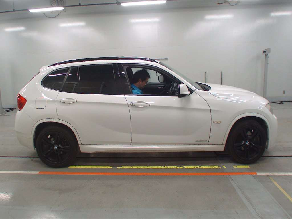 2011 BMW X1 VL18[2]