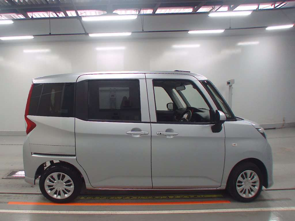 2018 Daihatsu Thor M900S[2]