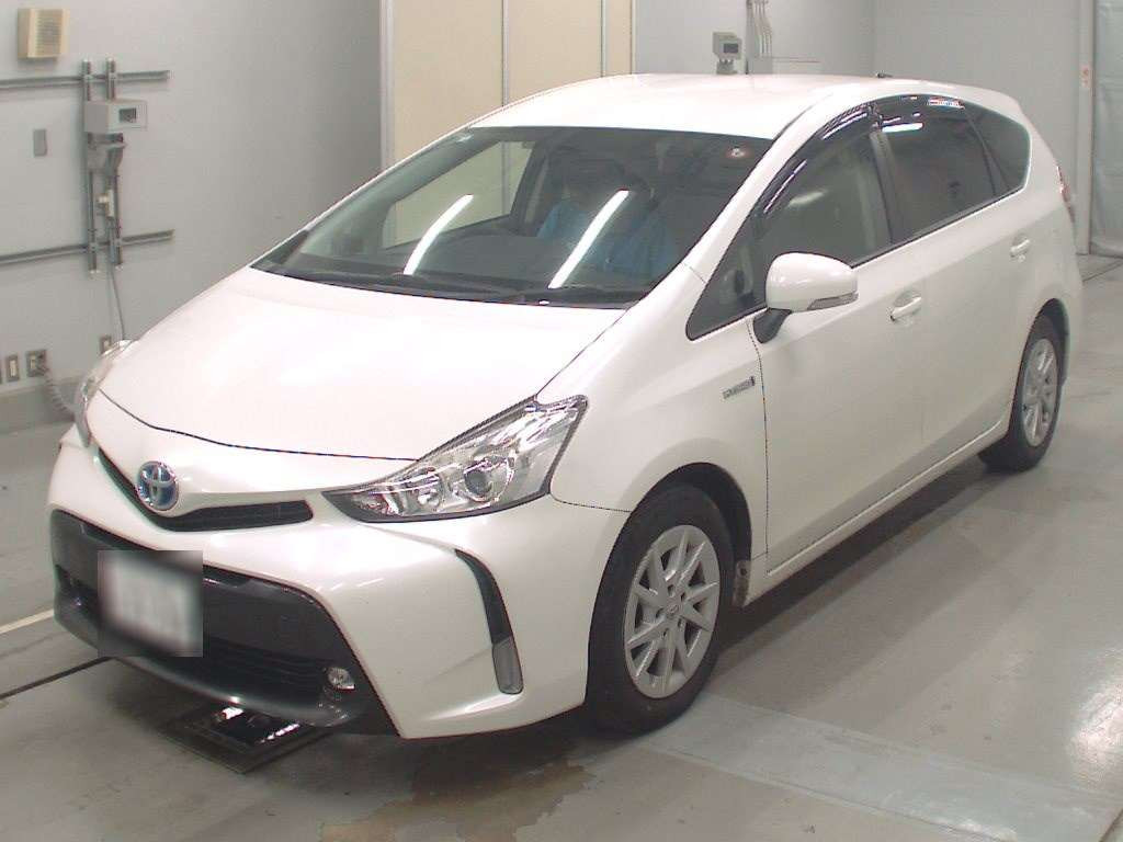 2014 Toyota Prius alpha ZVW41W[0]