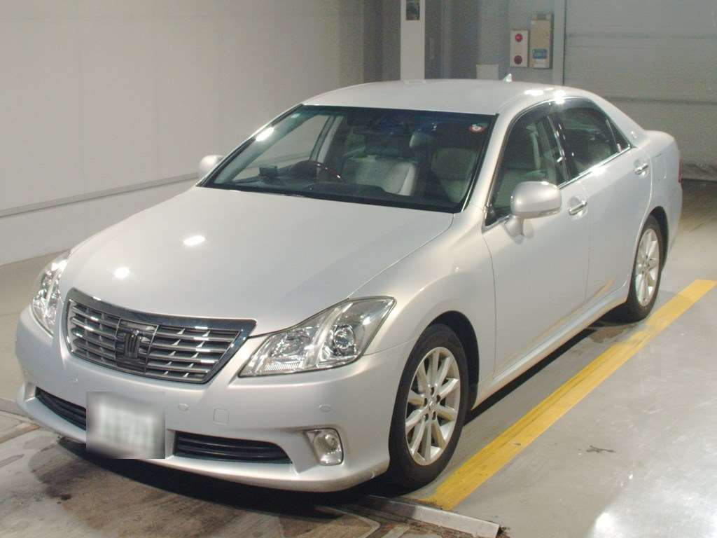 2010 Toyota Crown GRS202[0]