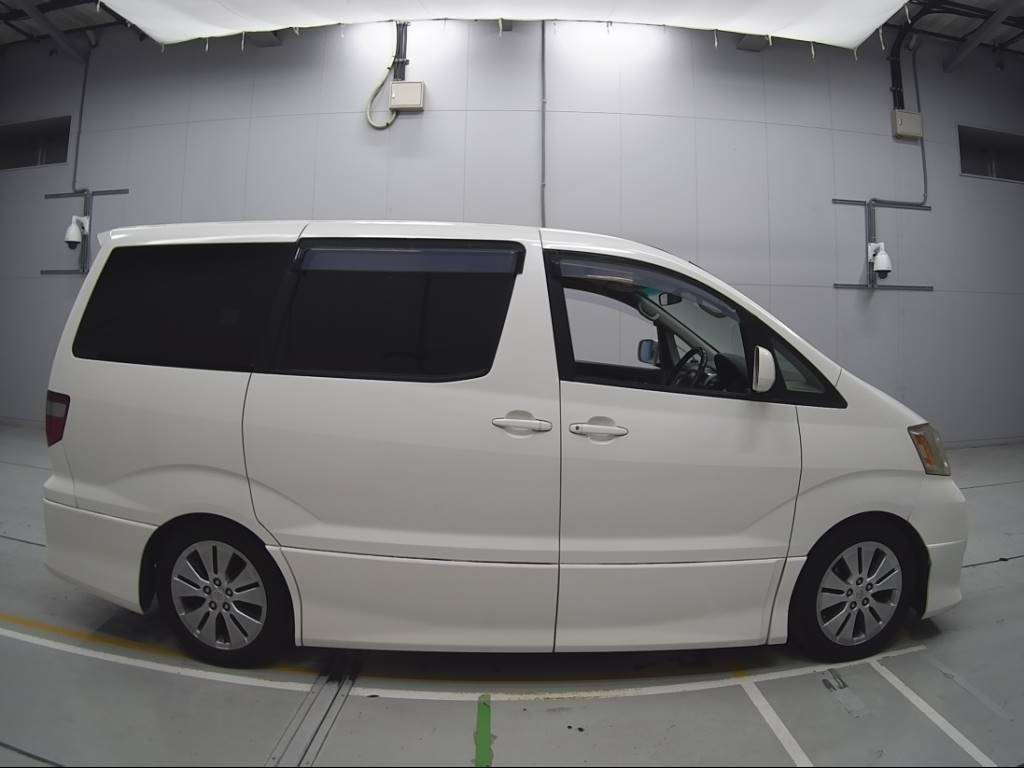 2004 Toyota Alphard V MNH10W[2]